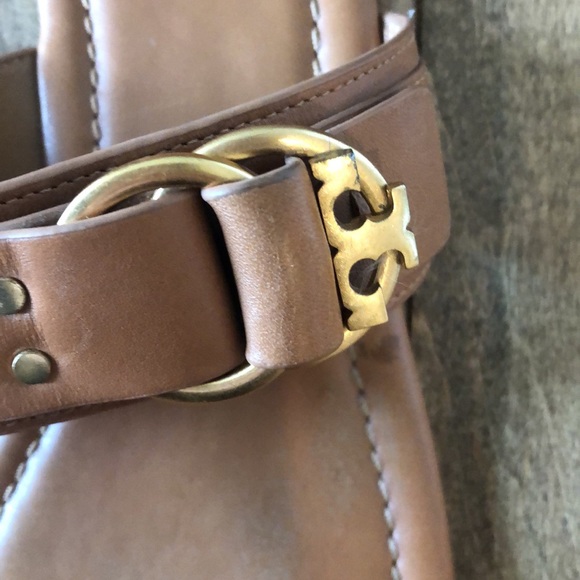 Authentic Tory Burch Tan Sandals!! - Picture 7 of 8
